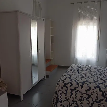 Con Piscina Compartida * Competa
