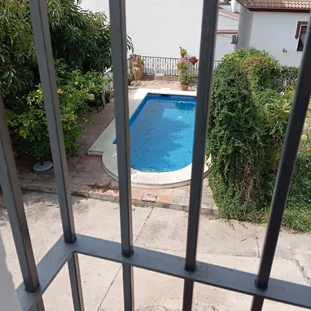 Con Piscina Compartida Apartment *